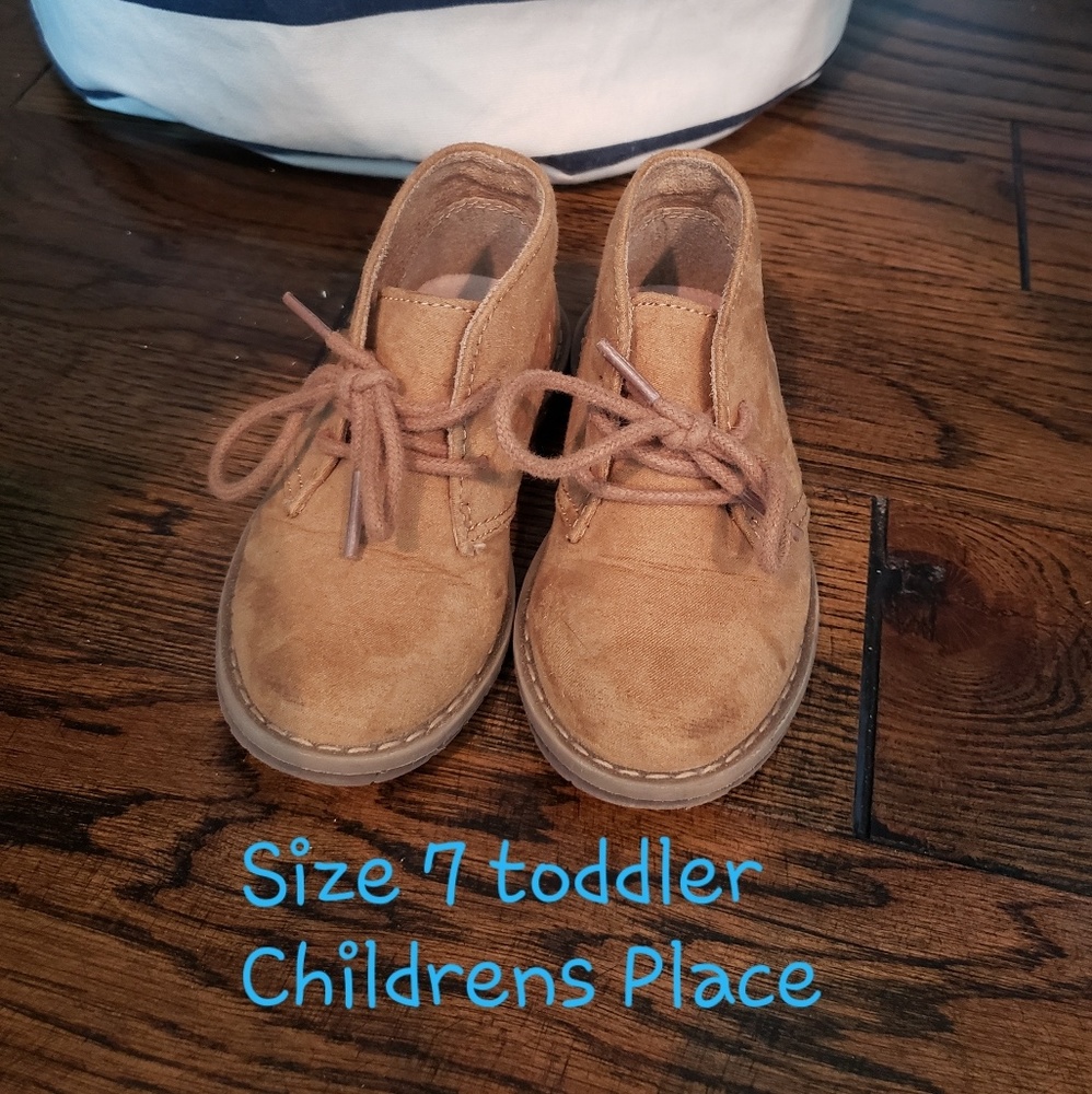 Toddler lace up shoes